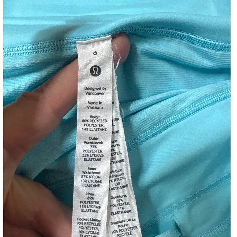 Lululemon Speed Up Low-Rise Lined Short 2.5 Women Cyan Blue Athletic SIZE 6